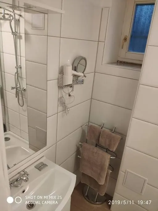 Apartment Budget Dbl Studio Free Breakfast Ljubljana
